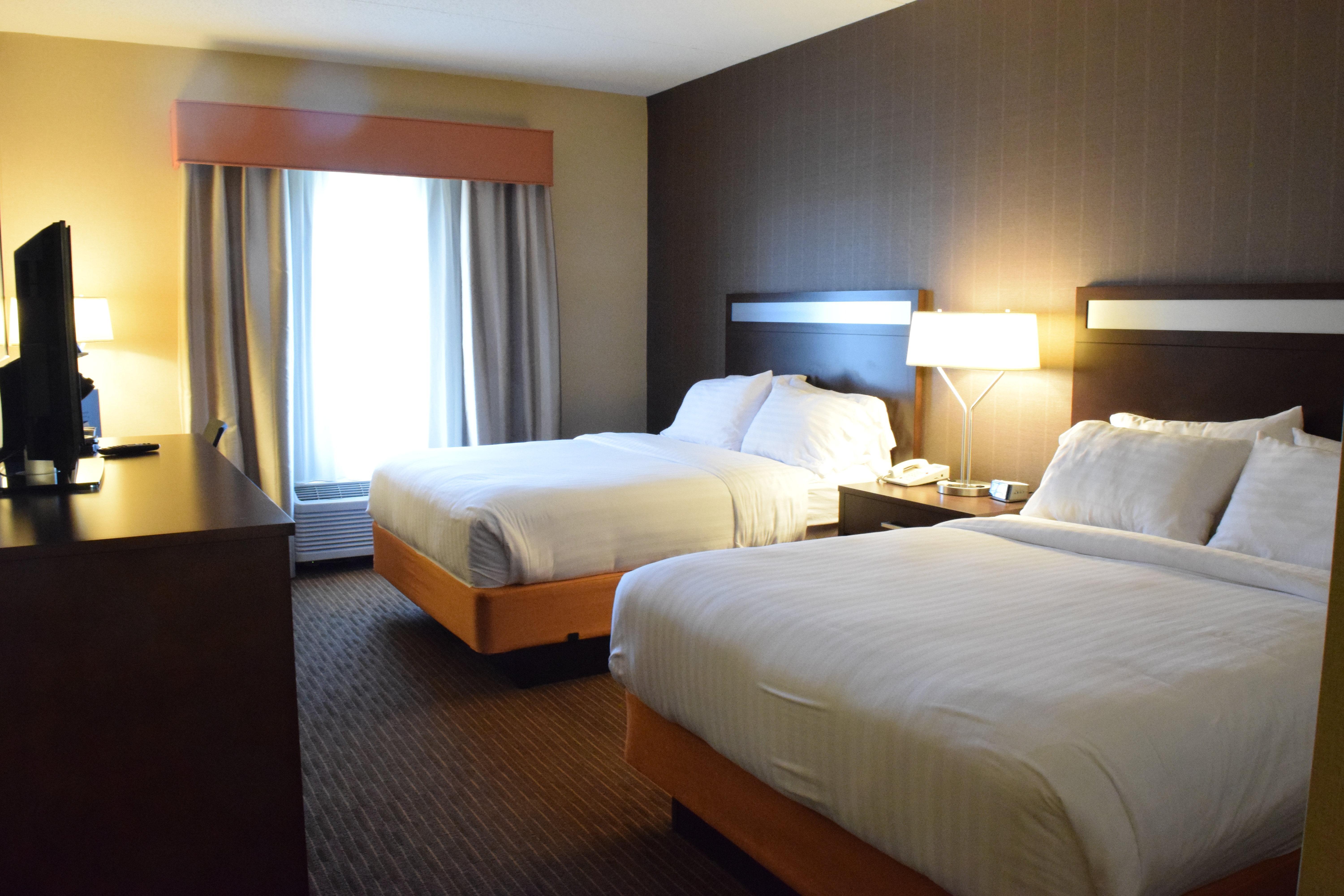Holiday Inn Express Hotel & Suites Watertown - Thousand Islands By Ihg Luaran gambar